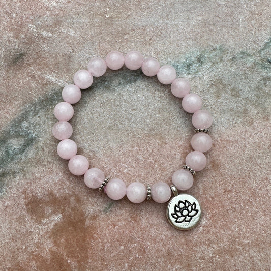 Rosenquarz-Armband für Herz-Chakra-Balance mit Lotus-Anhänger