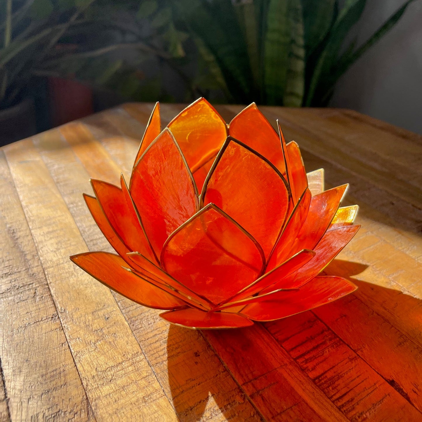 Svadhisthana Chakra Lotus Teelichthalter: Kreativität und Harmonie