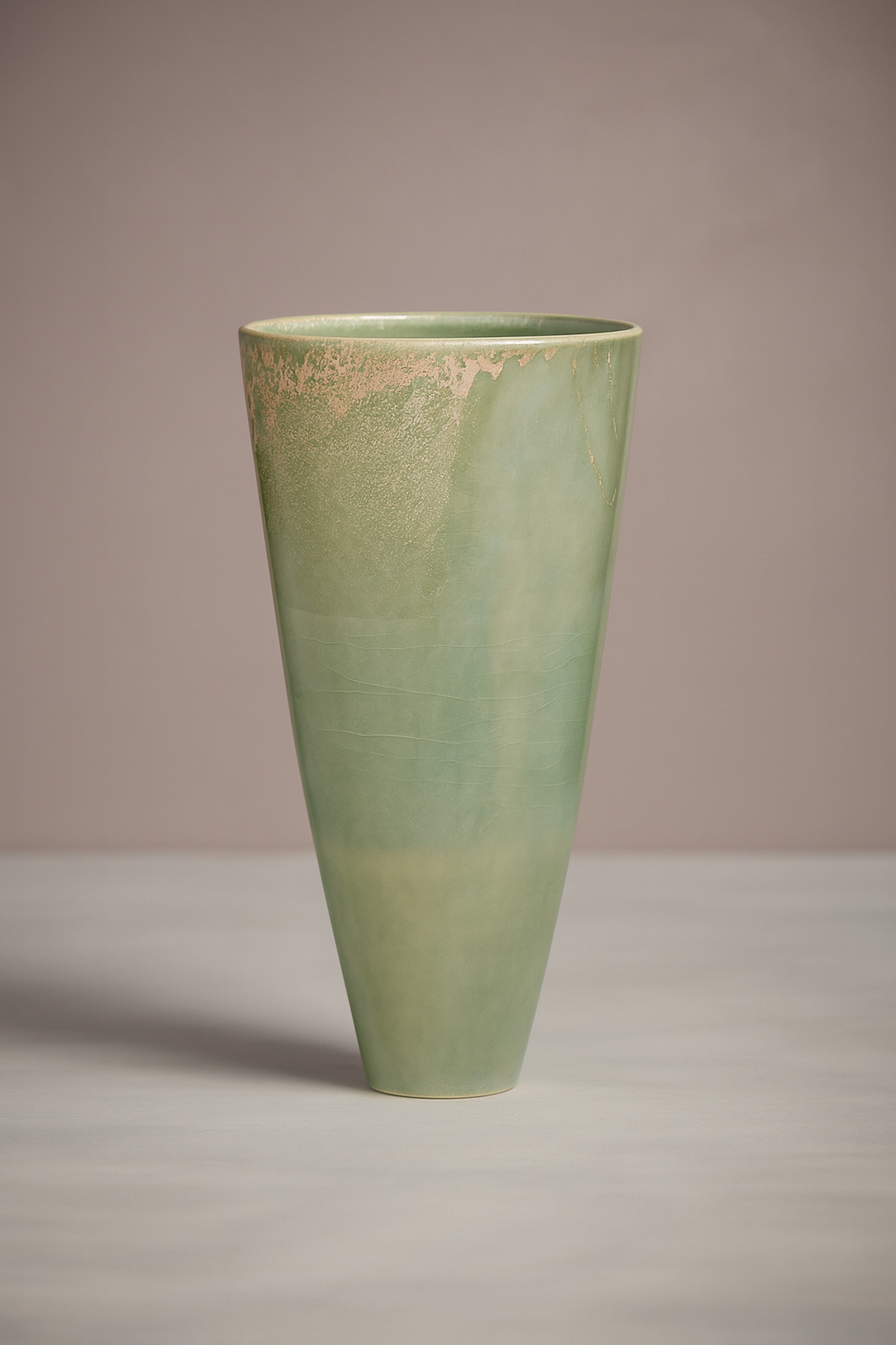 Handgefertigte Keramikvase Mint
Ikebana Dekorationselement