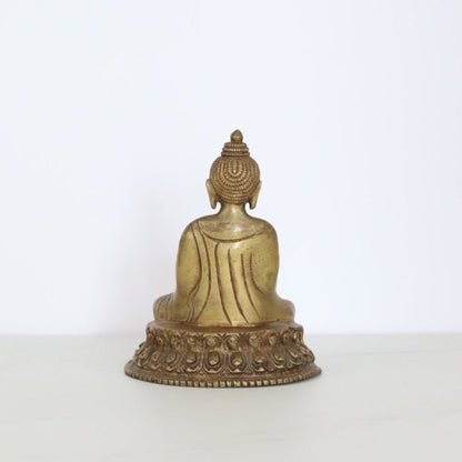 Buddha Shakyamuni Statue: Ein Hauch von Frieden für Dein Zuhause