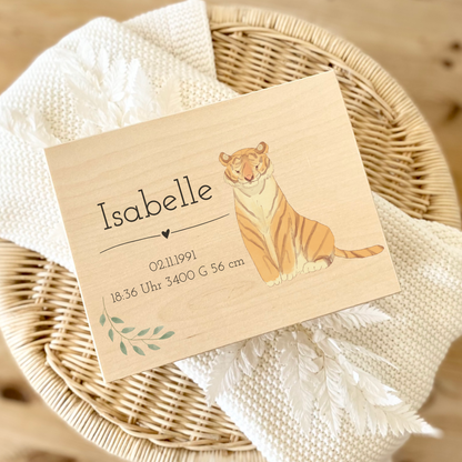 Personalisierte Holzkiste – mit Namen und Geburtsdaten