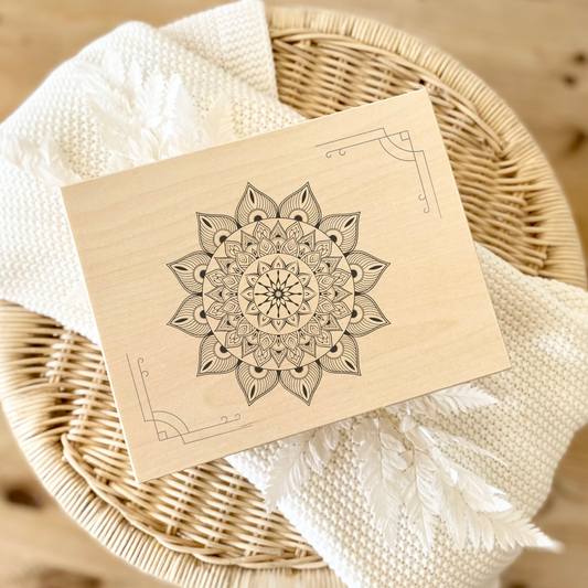 Holzkiste mit Mandala – Aufbewahrung & Geschenkidee
