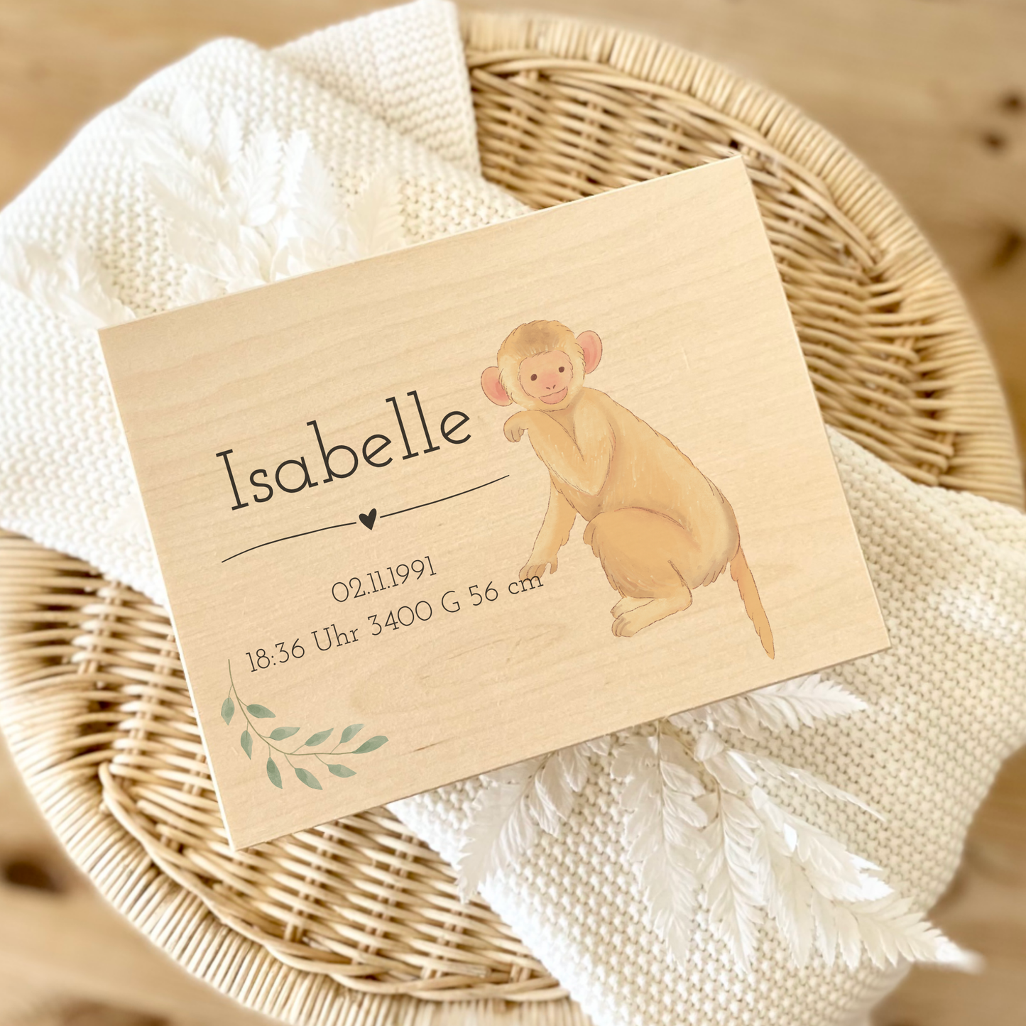 Personalisierte Holzkiste – mit Namen und Geburtsdaten