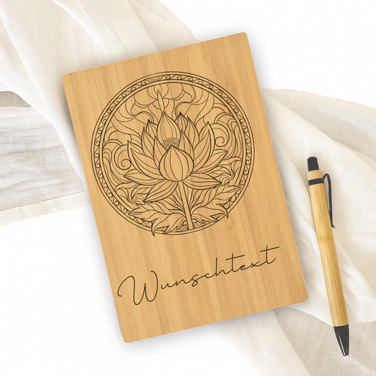 Personalisiertes Bambus-Notizbuch mit Lotusblume – mit Name bedruckt