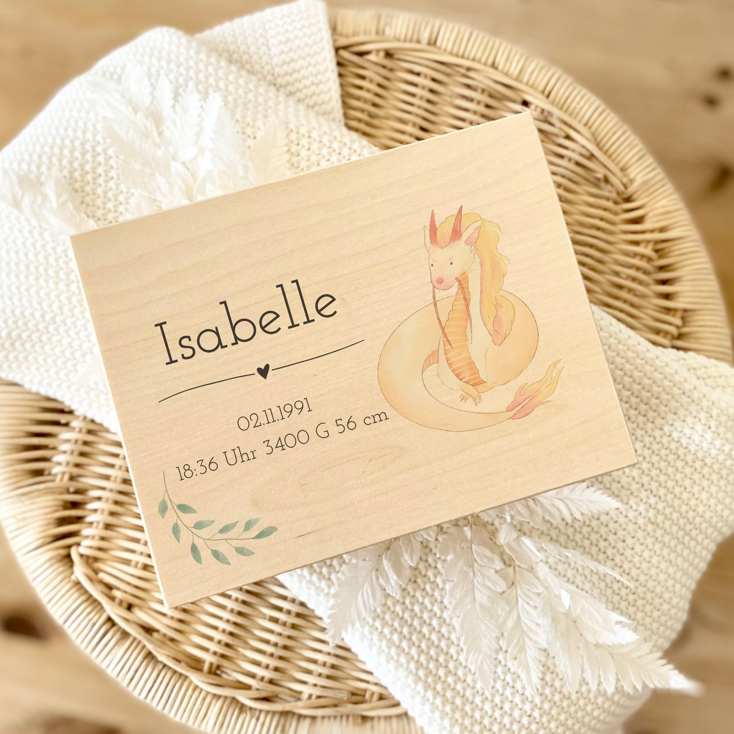 Personalisierte Holzkiste – mit Namen und Geburtsdaten