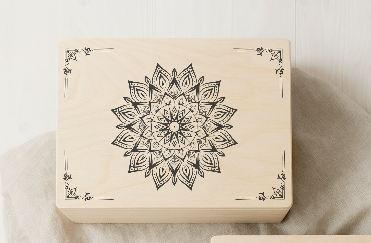 Holzkiste mit Mandala – Aufbewahrung & Geschenkidee