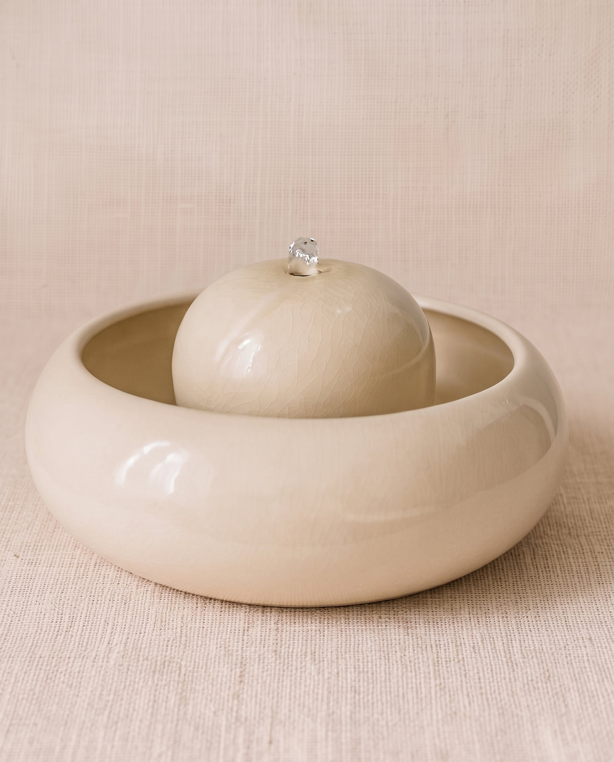 Handgefertigter Feng Shui Keramikbrunnen, Ø 25,5 cm, mit leiser Pumpe