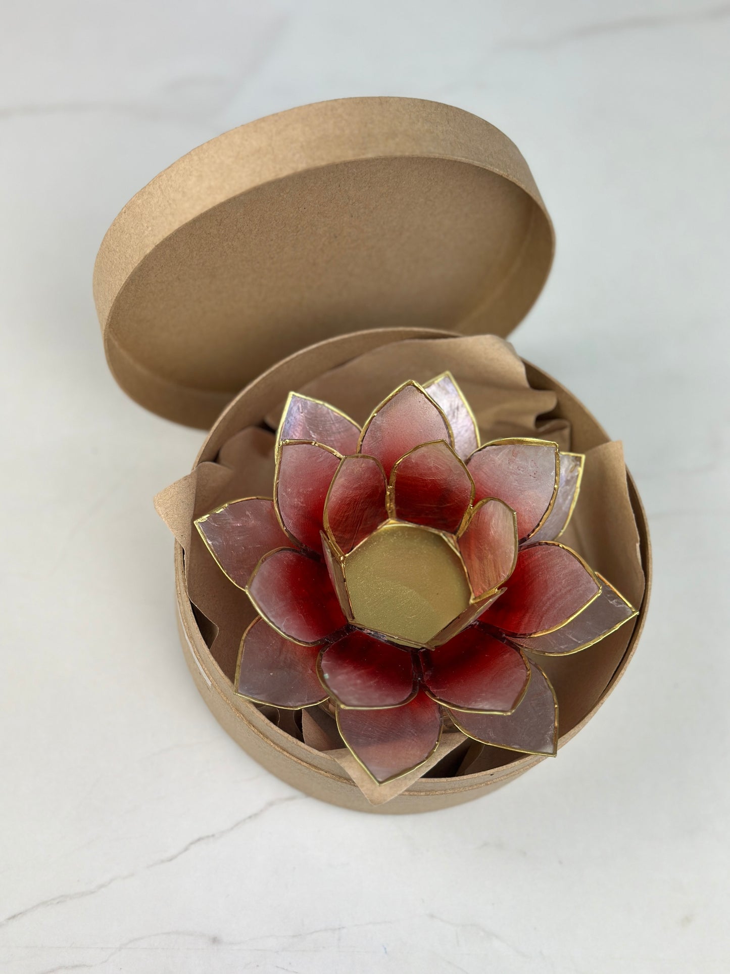 Lotus Teelichthalter in Rottönen für eine friedvolle Atmosphäre