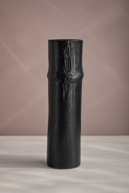 Handgefertigte Bambusvase aus Keramik