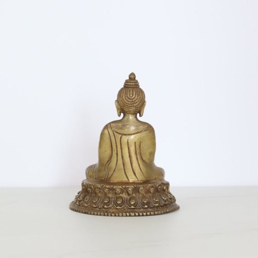 Shakyamuni Buddha – Ausdruck von Stille