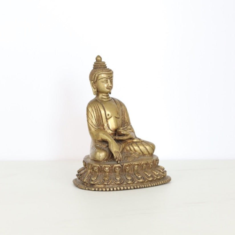Shakyamuni Buddha – Ausdruck von Stille