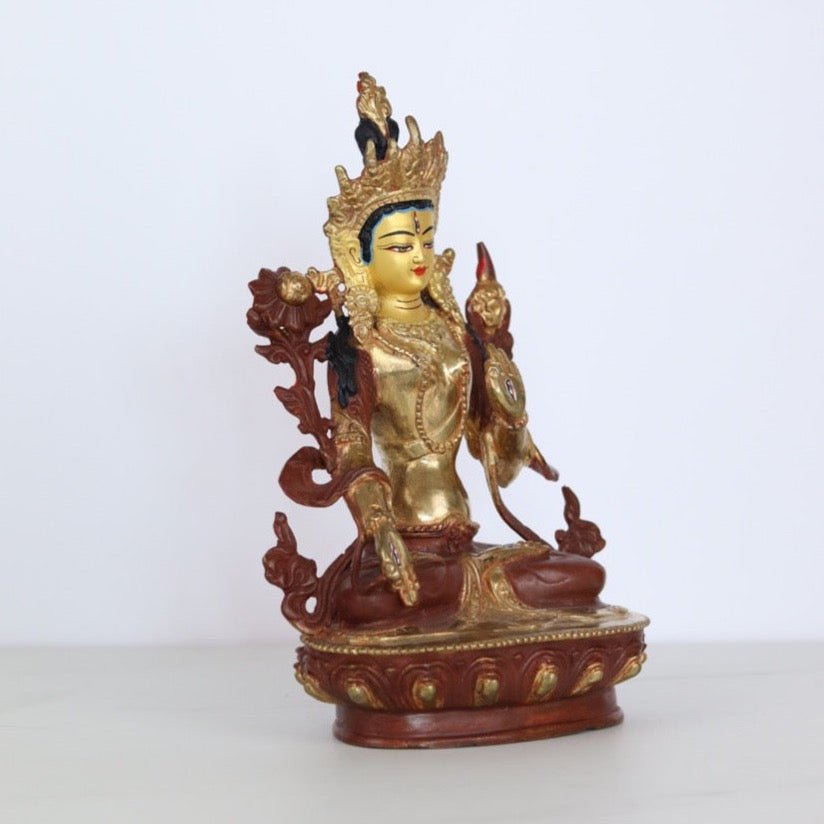 Weiße Tara Buddha Statue feuervergoldet 22 cm